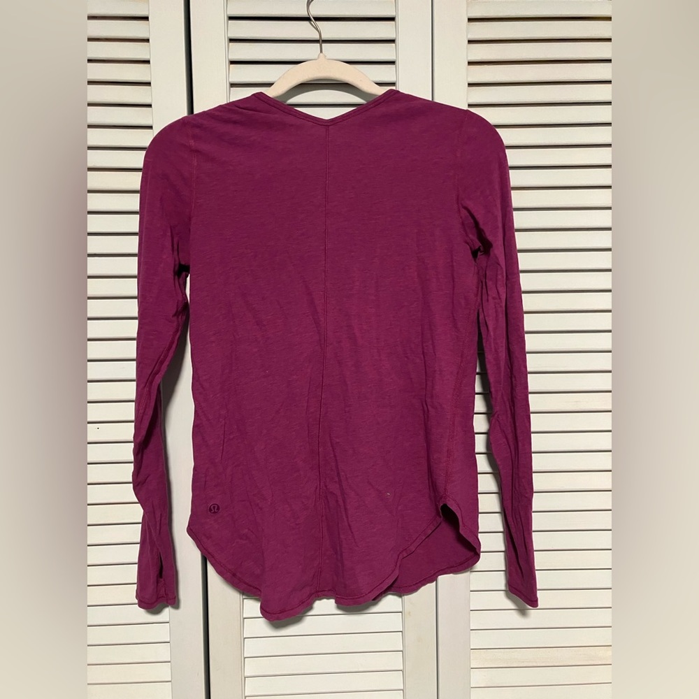 Lululemon Long Sleeve Top - Picture 3 of 5
